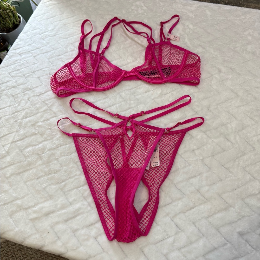 Nwt $89 Victorias Secret Very Sexy Strappy Cheeky Fishnet Open Cup Bra Pink L